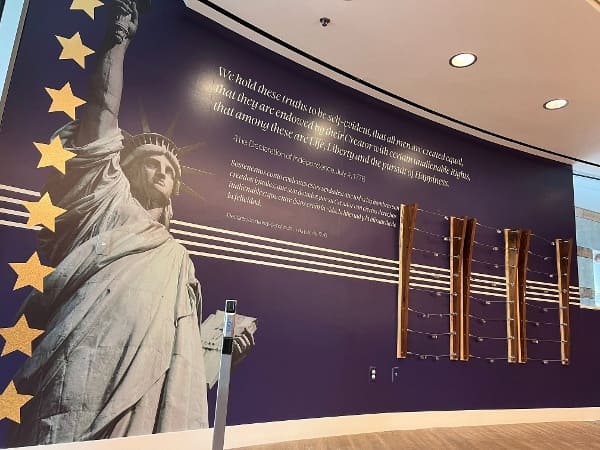 crystal-bridges-museum-custom-interior-signage